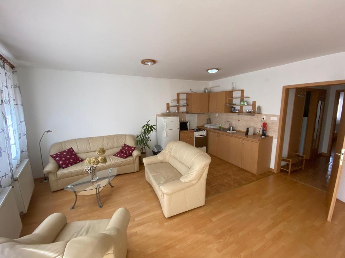 Ihome Apartment 3.0 Pecs Bagian luar foto